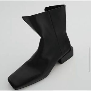 COPY - NWT | Zara Low Heel Square Toed Leather Ankle Boots
